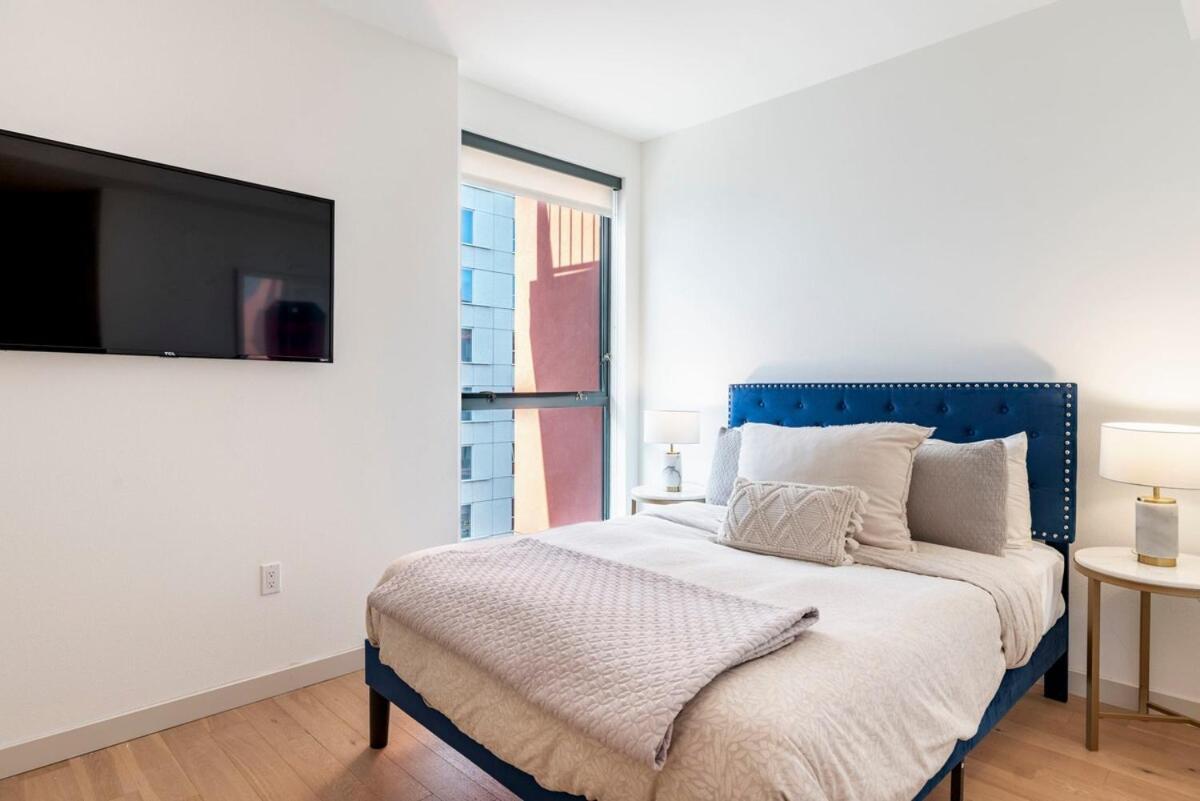2br Vibrant Luxury Appartement