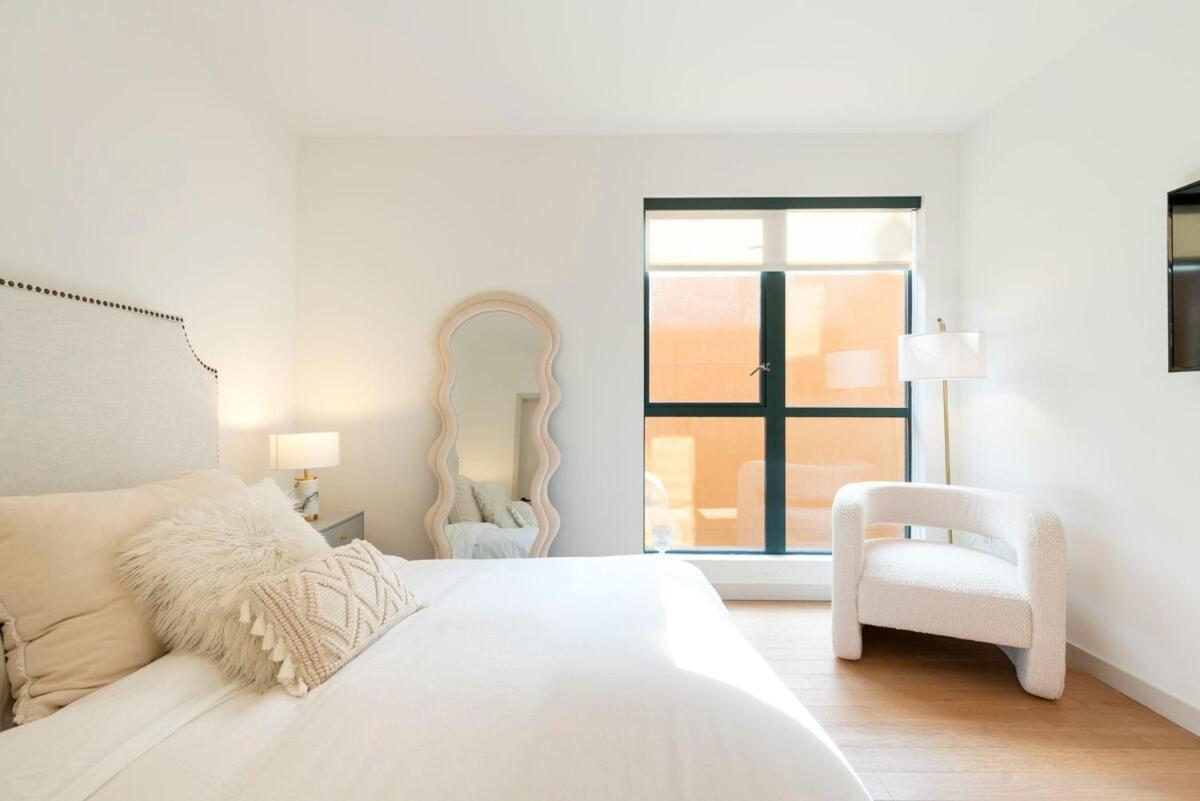 Appartement 2br Vibrant Luxury *